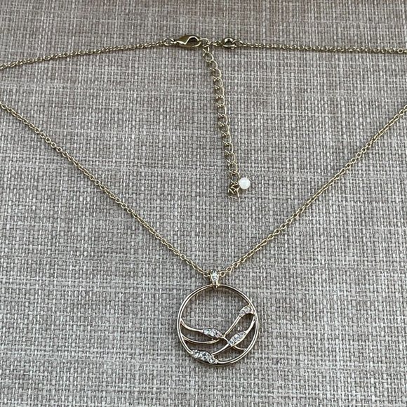 NRT Vintage Necklace Crystal Accent Gold Tone Pendant Necklace Jewelry - Picture 7 of 12